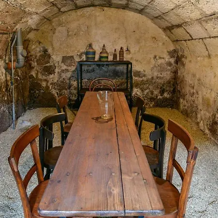 Halháza Erdészlak Apartamento *